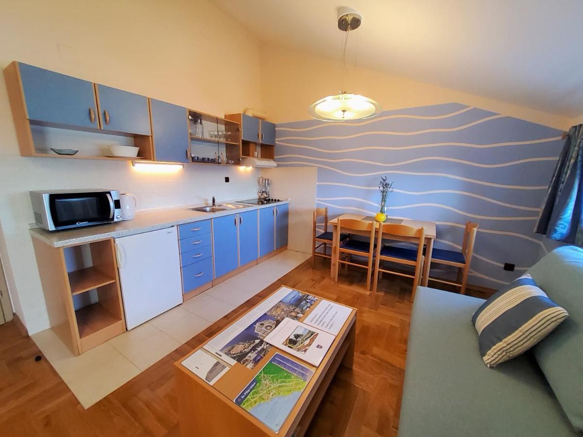 Apartments Petra I Karlo Turanj Dış mekan fotoğraf