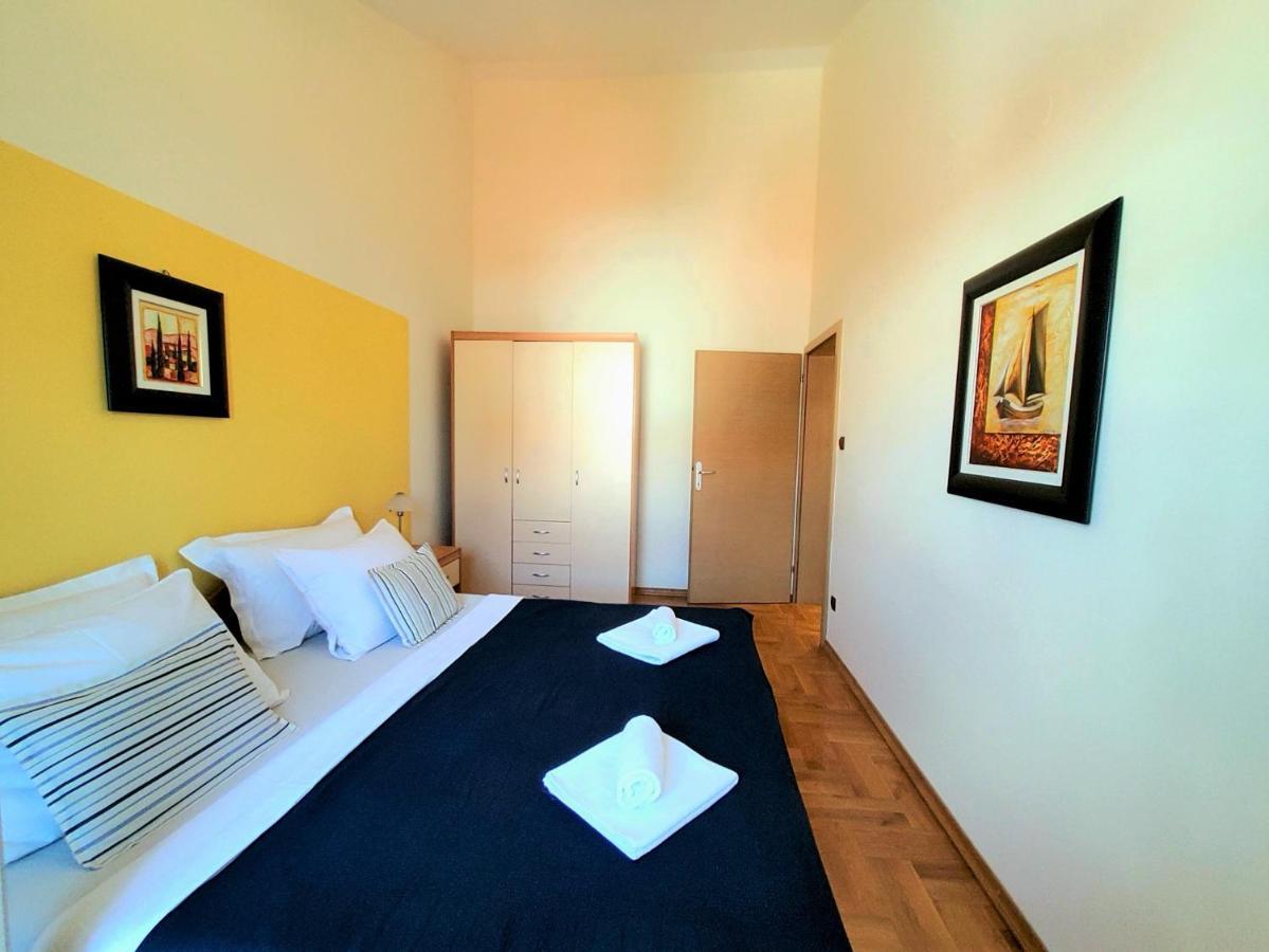 Apartments Petra I Karlo Turanj Dış mekan fotoğraf